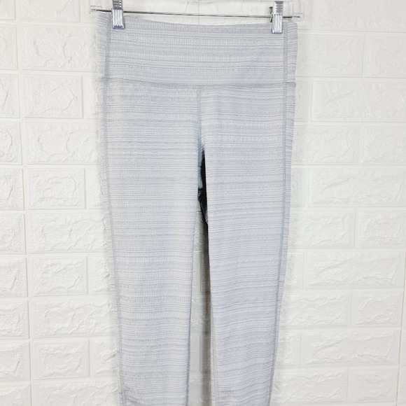 ATHLETA High-rise Jacquard Chaturanga Leggings | Light Gray | Textured | Size-S - Picture 9 of 11